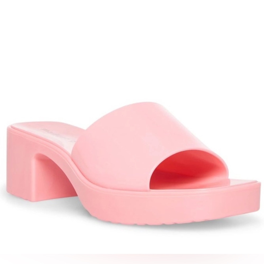 Pink Nicole Miller Barbie heels size 8